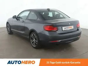 BMW 218 218i Sport Line*NAVI*TEMPO*LED*PDC*SHZ* Bild 4