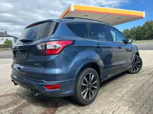 Ford Kuga 1.5 EcoBoost ST-line Topzustand Bild 2