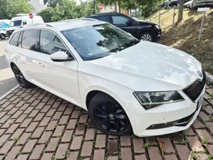 Skoda Superb Superb Combi 2.0 TDI DSG Style