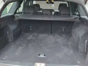 Mercedes-Benz E 220 E-Kl. T-Modell Diesel T BlueTEC 9G-TR. Avantgarde Bild 2