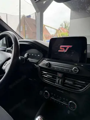 Ford Focus Turnier 2.0 EcoBlue SS ST