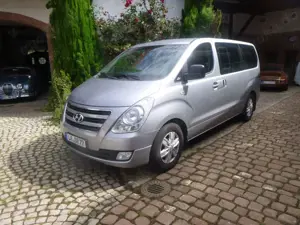 Hyundai H-1