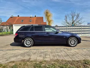 Mercedes-Benz C 200 C-Klasse T-Modell Diesel T CDI DPF (BlueEFFICIENCY Bild 4