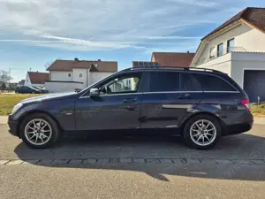 Mercedes-Benz C 200 C-Klasse T-Modell Diesel T CDI DPF (BlueEFFICIENCY Bild 3