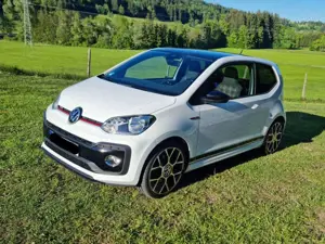 Volkswagen up! up! GTI