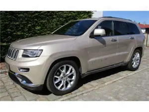 Jeep Grand Cherokee 3.0 V6 CRD Summit 250CV 4x4 Bild 5