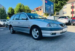 Toyota Avensis 1.8 linea terra 77TKM Klimaautomatik