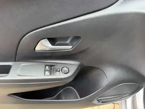 Opel Corsa Edition 1.2 NAVI+KLIMA+SPUR.H+PDC+SHZ+L.HEIZUNG Bild 5