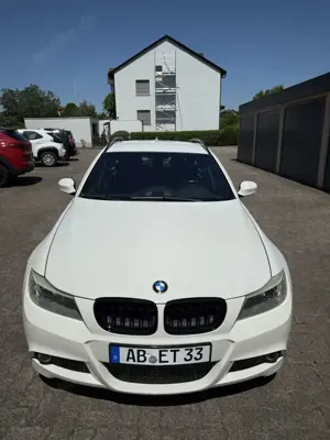BMW 320 320d DPF Touring Aut.