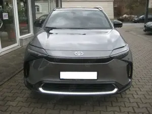 Toyota bZ4X 71,4 kWh 150kW Comfort  Technik Paket JBL Bild 4