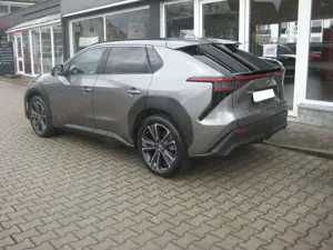 Toyota bZ4X 71,4 kWh 150kW Comfort  Technik Paket JBL Bild 3