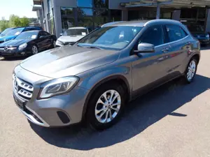 Mercedes-Benz GLA 200 CDI, Automatik, Leder, AHK