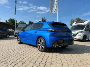 Peugeot 308 1.2 PureTech 130 Allure *LED Navi Leder DAB* Bild 2