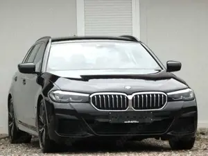 BMW 520 d Touring FACELIFT M Sport/LED/KAMERA/20ZOLL