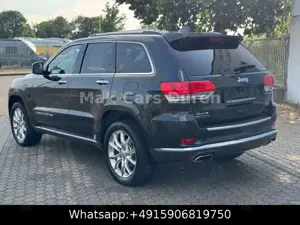 Jeep Grand Cherokee Bild 3