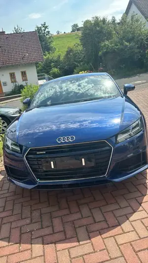 Audi TT 2.0 TFSI quattro