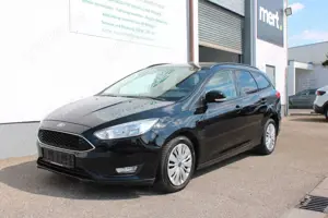 Ford Focus 1.5 TDCI Business Autom. Navi PDC Kam.