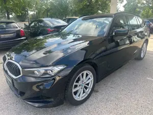 BMW 320 d Aut. Touring *WIDESCREEN*NAVI*LED*DRIV.ASSI