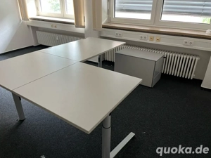 Schreibtisch Eck-Kombination mit Rollcontainer