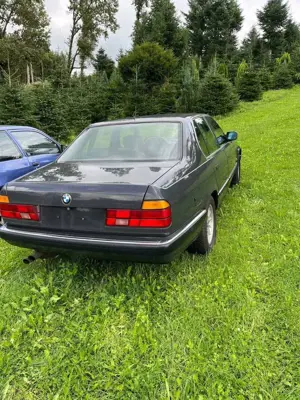 BMW 735 er Oldtimer*AUT*KLIMA*EFH*ZV*LEDER*ALU Bild 3