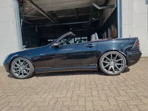 Mercedes-Benz SLK 32 AMG HU NEU/ Scheckheft Bild 4