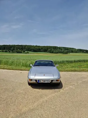 Porsche 924