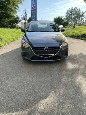 Mazda 2 Signature+