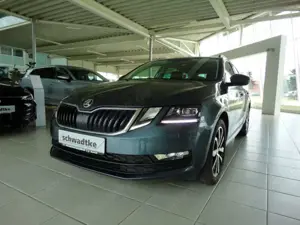 Skoda Octavia SOLEIL Combi TSI 6-Gang Navigation