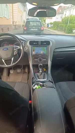 Ford Mondeo Turnier 2.0 TDCi Start-Stopp Titanium Bild 5