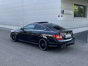 Mercedes-Benz C 63 AMG Coupe -Deutsches Fzg. / Unfallfrei