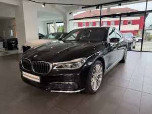 BMW 750 i xDrive Head-Up DAB WLAN RFK el. Sitze PDC