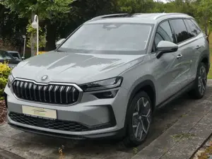 Skoda Kodiaq 2.0 TDI 4x4 Selection, AHK, 360° Kamera Bild 2