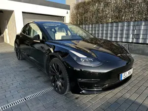 Tesla Model 3 Performance EnhancedLangstreckenbatt.schwarz/weiß