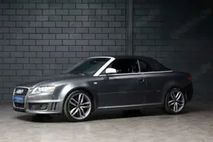 Audi RS4 RS 4 Cabriolet 4.2 V8 Bose Navi Leder