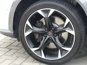 CUPRA Formentor VZ 2.0 TSI 4Drive 7-Gang-DSG Pano,Navi Klima Navi Bild 3