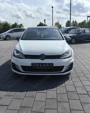 Volkswagen Golf 2.0 TDI DPF DSG GTD