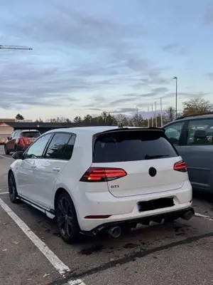 Volkswagen Golf GTI GTI Performance