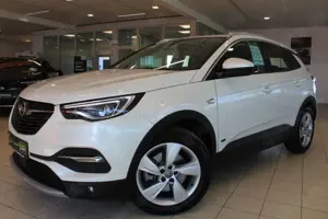Opel Grandland X 1.6 Turbo Hybrid ELEGANCE AHK+LED+LM Bild 2