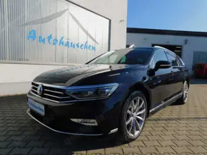 Volkswagen Passat Variant Passat 2.0 TDI DSG Elegance R-Line-Paket Matrix