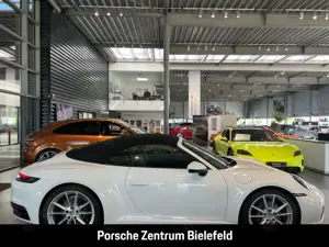 Porsche 992 911 Carrera Cabriolet Sportabgas BOSE 21-Zoll Bild 2