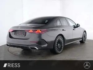 Mercedes-Benz E 300 de AMG Sport Night Distr Pano W-Paket 20" Bild 2