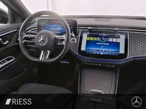 Mercedes-Benz E 300 de AMG Sport Night Distr Pano W-Paket 20" Bild 5