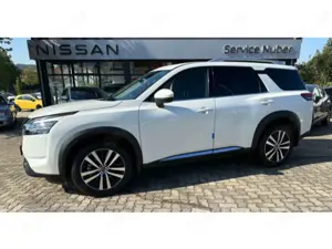 Nissan Pathfinder 3,5l Platinum 7-Sitzer Leder LED Bild 3