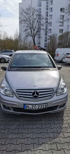 Mercedes-Benz B 180 B 180 CDI (245.207)