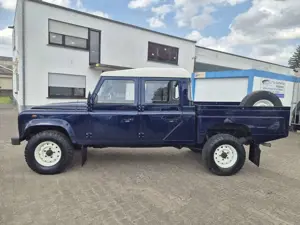 Land Rover Defender 130 Td5 **Einzelstück mit nur 80 Tkm** Bild 5