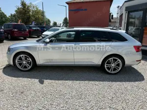 Skoda Superb Ambition 2.0TDI DSG*2.Hand*Navi*PDC*Navi Bild 2