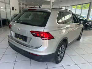 Volkswagen Tiguan Comfortline 2.0 TDI DSG  *Digitaltacho* Bild 5