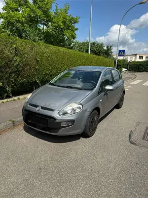 Fiat Punto Evo StartStopp / TÜV Neu