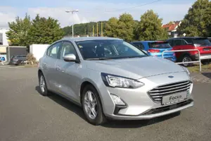 Ford Focus Cool  Connect+RFK+SHZ+LHZ+LMF+LED+KLIMA+NAVI+ Bild 2