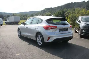 Ford Focus Cool  Connect+RFK+SHZ+LHZ+LMF+LED+KLIMA+NAVI+ Bild 4